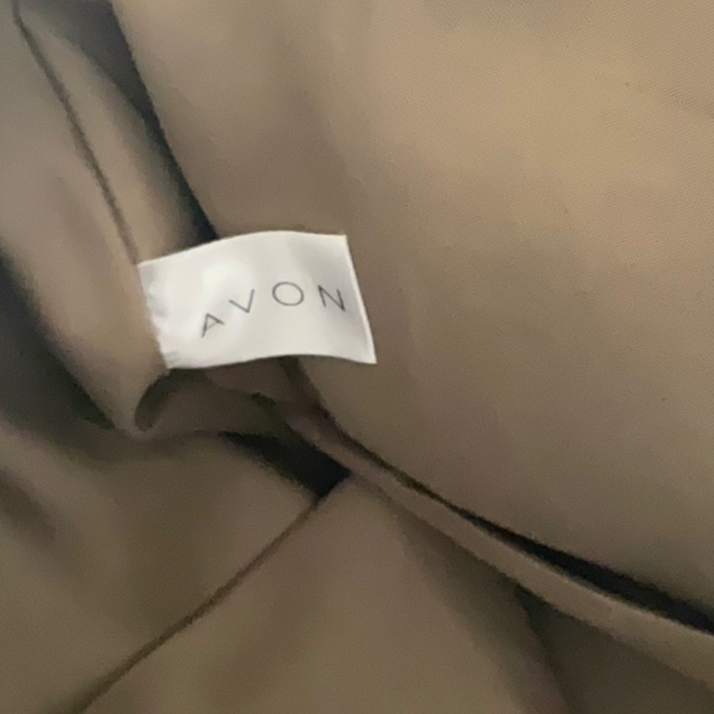 Avon Weekender Travel Bag - Picture 2 of 12